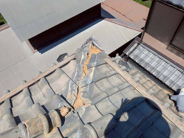 加古川市　屋根を取り外した様子